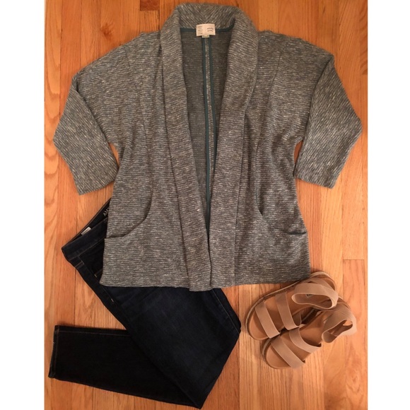 Anthropologie Sweaters - Anthro Cozy Cardigan / Blazer